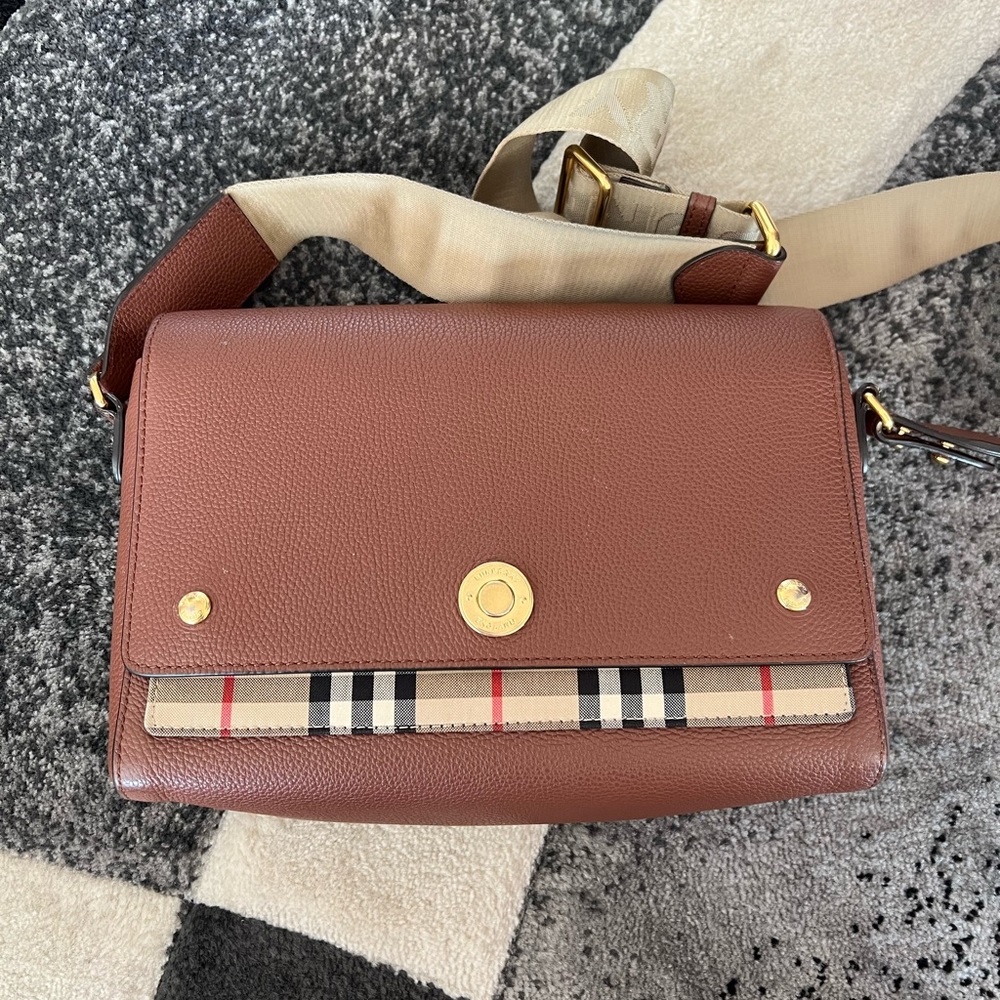 Burberry Vintage Check and Leather Note Bag